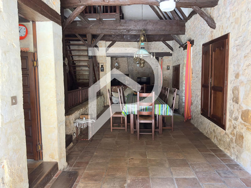 Moulin - 160 m² - 5 pièces