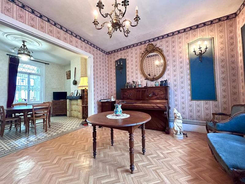 Maison - 97 m² - 4 pièces