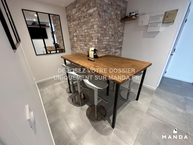 Chambre - 11 m² - 7 pièces