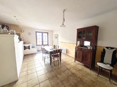 Maison de village - 90 m² - 7 pièces