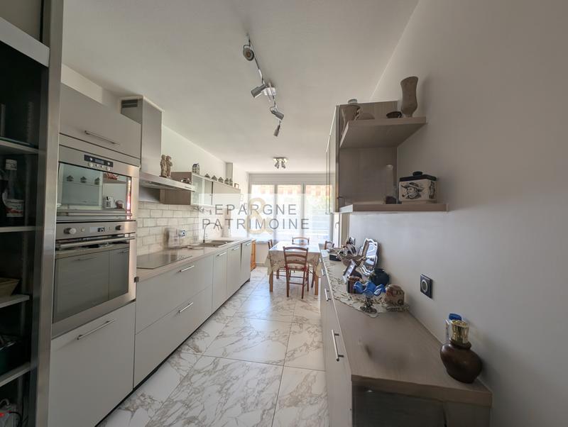 Appartement - 82 m² - 4 pièces