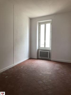 Immeuble - 107 m² - 2 pièces