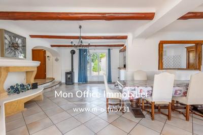 Maison - 190 m² - 4 pièces
