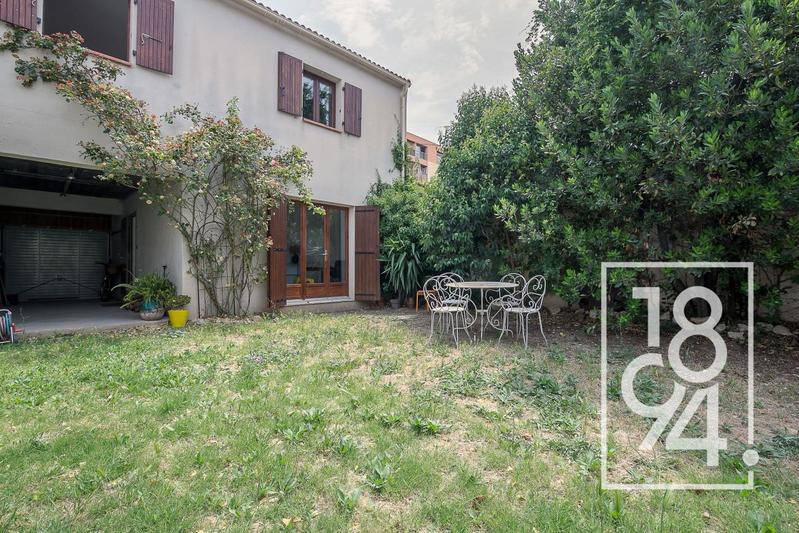 Villa - 234 m² - 7 pièces