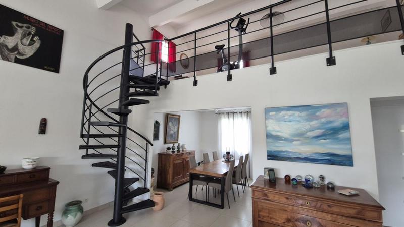 Villa - 139 m² - 6 pièces