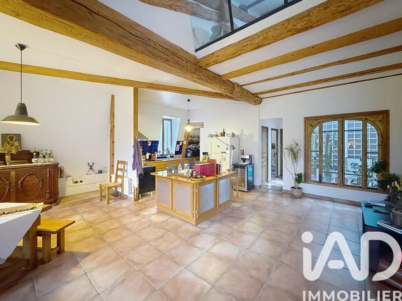 Appartement - 200 m² - 5 pièces