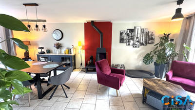 Maison - 111 m² - 5 pièces