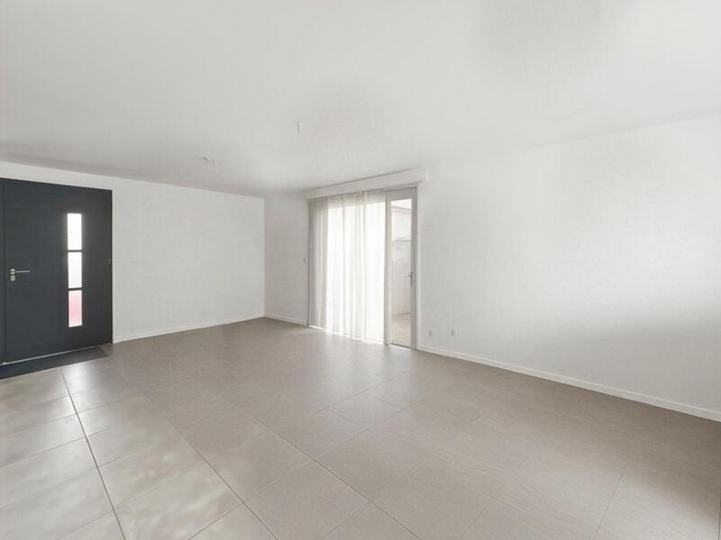 Maison - 98 m² - 5 pièces