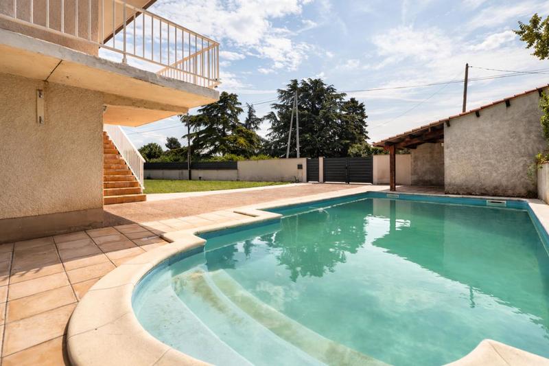 Maison - 92 m² - 5 pièces