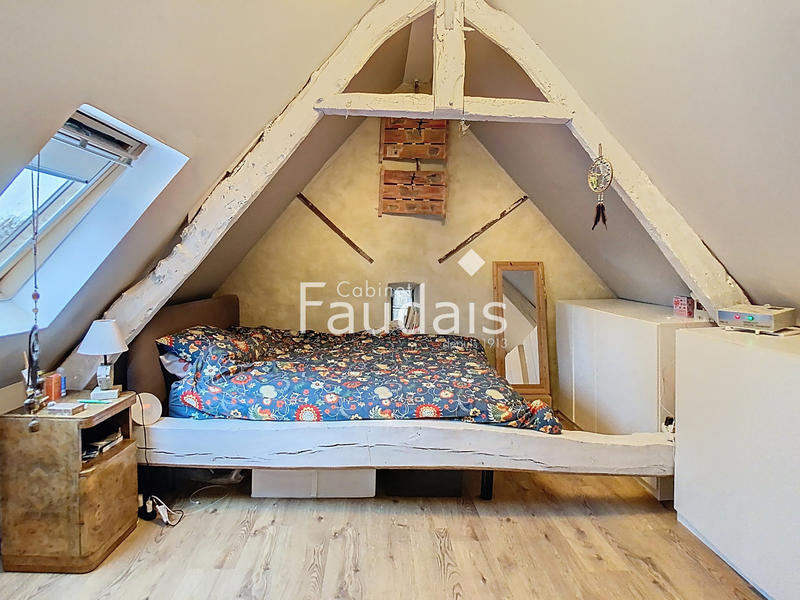 Maison - 142 m² - 8 pièces