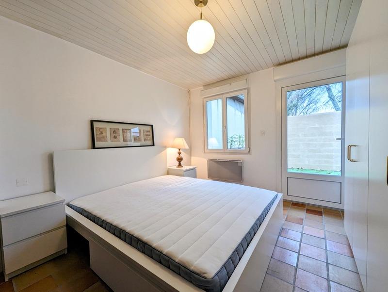 Propriété - 330 m² - 11 pièces