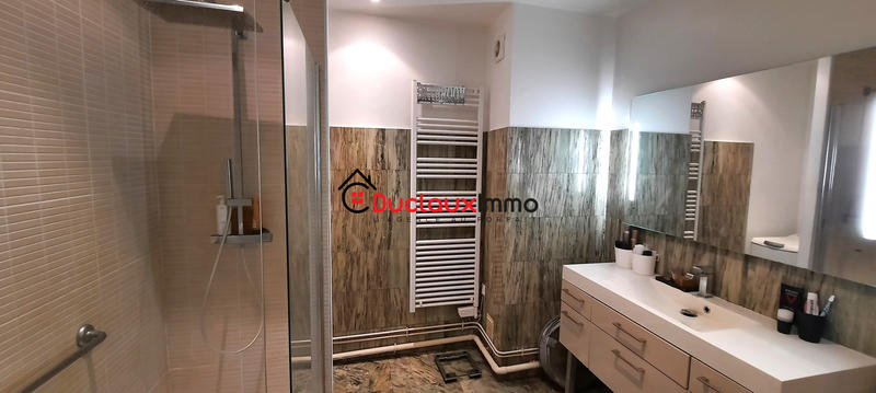 Appartement - 164 m² - 5 pièces