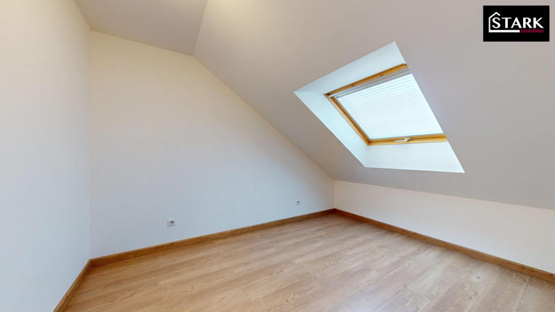 Appartement - 100 m² - 4 pièces