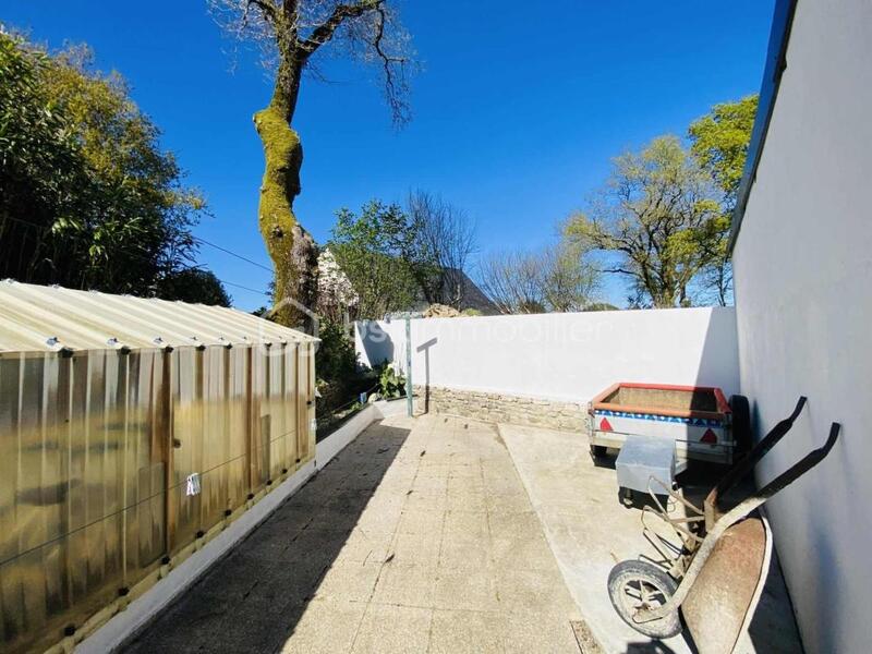 Maison traditionnelle - 125 m² - 6 pièces