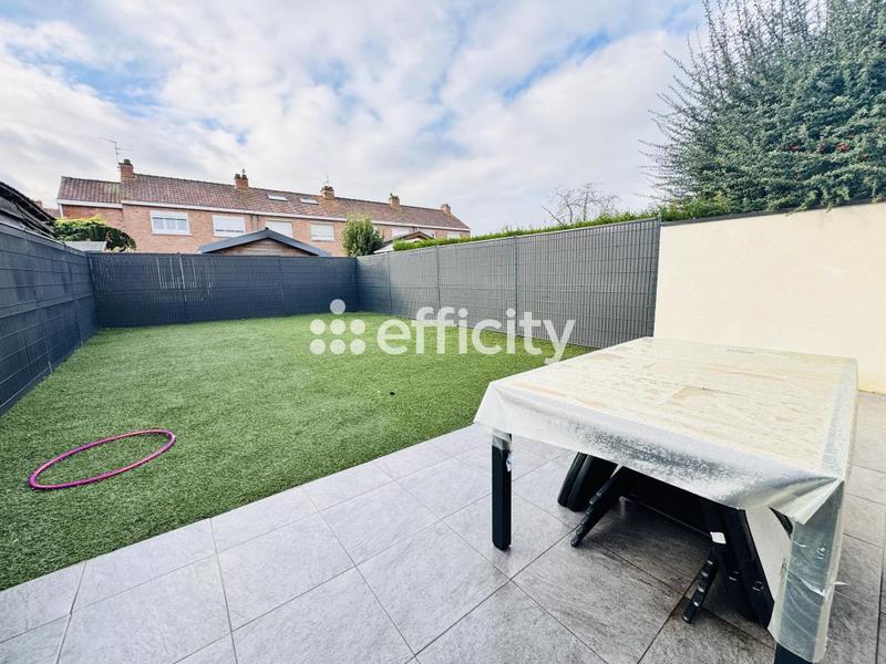 Maison - 104 m² - 6 pièces