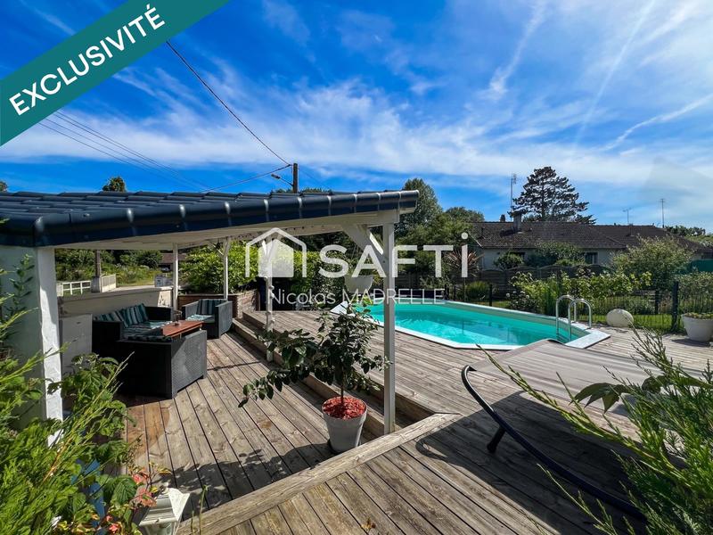 Maison - 156 m² - 8 pièces