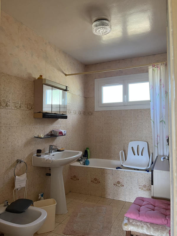 Maison - 140 m² - 5 pièces