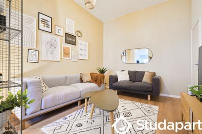 Chambre - 12 m² - 1 pièce