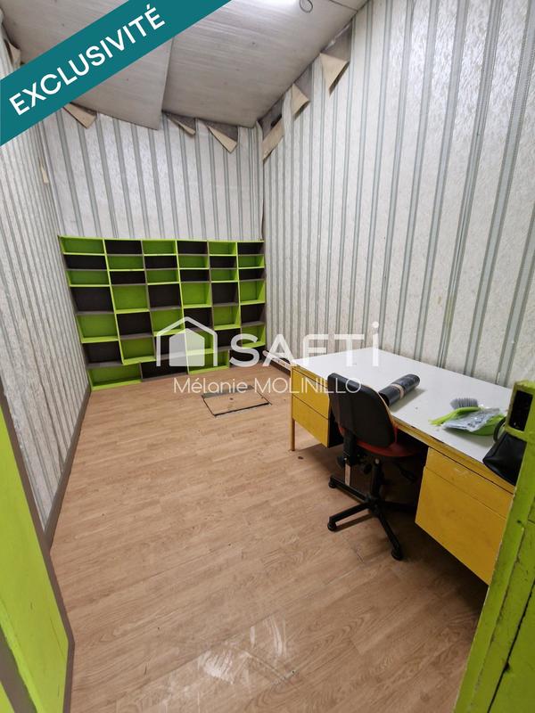 Local commercial - 327 m² - 5 pièces