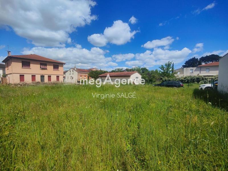 Terrain constructible - 366 m²