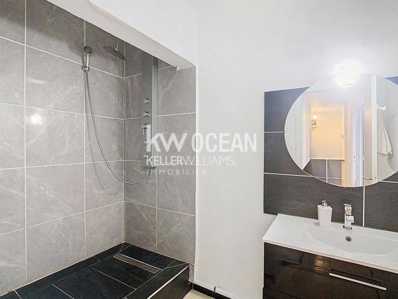 Appartement - 82 m² - 4 pièces