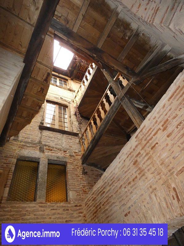 Maison ancienne - 195 m² - 8 pièces