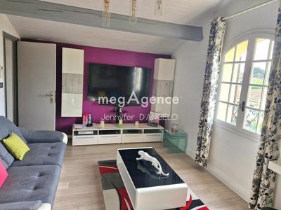 Appartement - 184 m² - 6 pièces