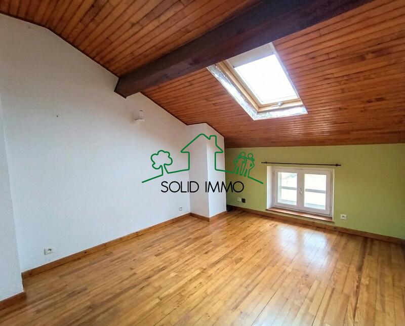 Maison - 186 m² - 12 pièces