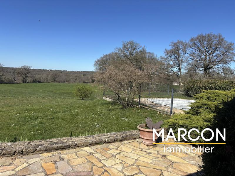 Propriété - 162 m² - 8 pièces