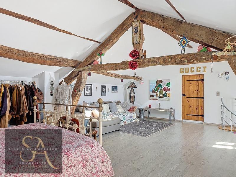 Maison - 162 m² - 5 pièces