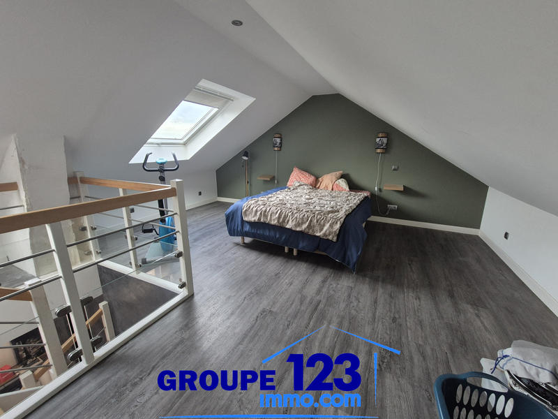 Maison - 95 m² - 4 pièces