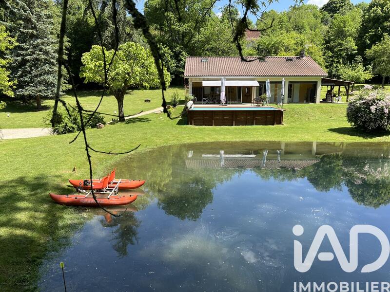 Maison de campagne - 204 m² - 7 pièces