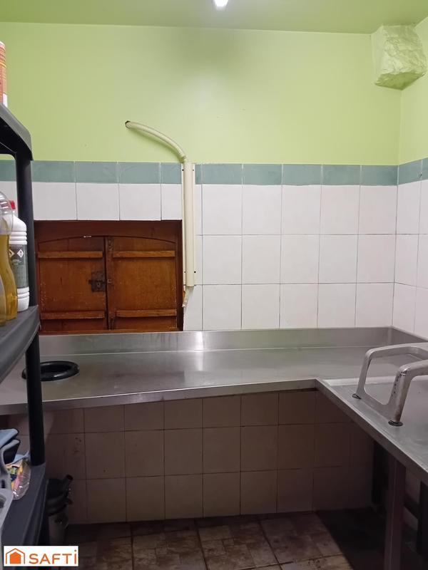 Maison - 310 m² - 8 pièces