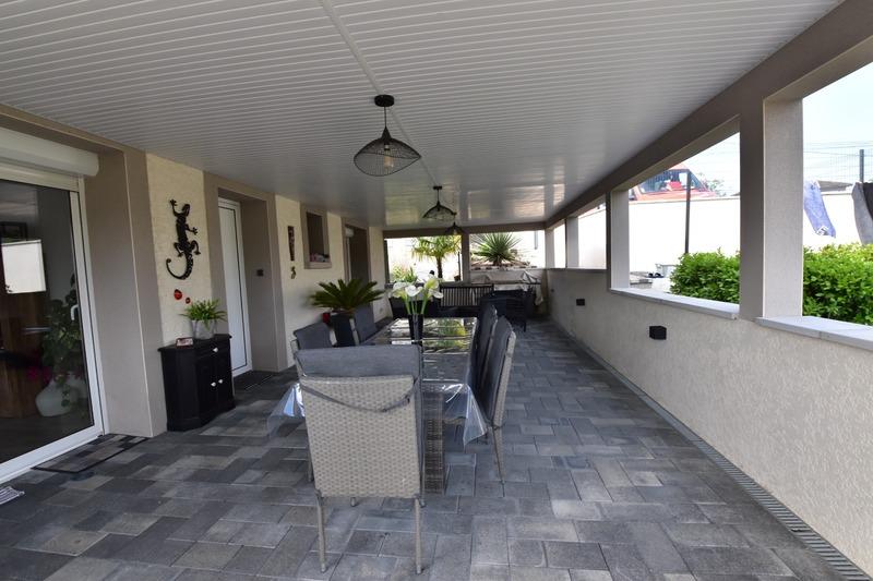 Maison - 262 m² - 7 pièces