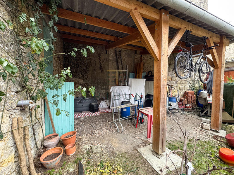 Maison - 99 m² - 4 pièces