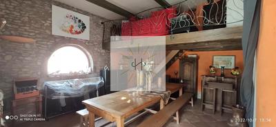 Maison - 182 m² - 7 pièces