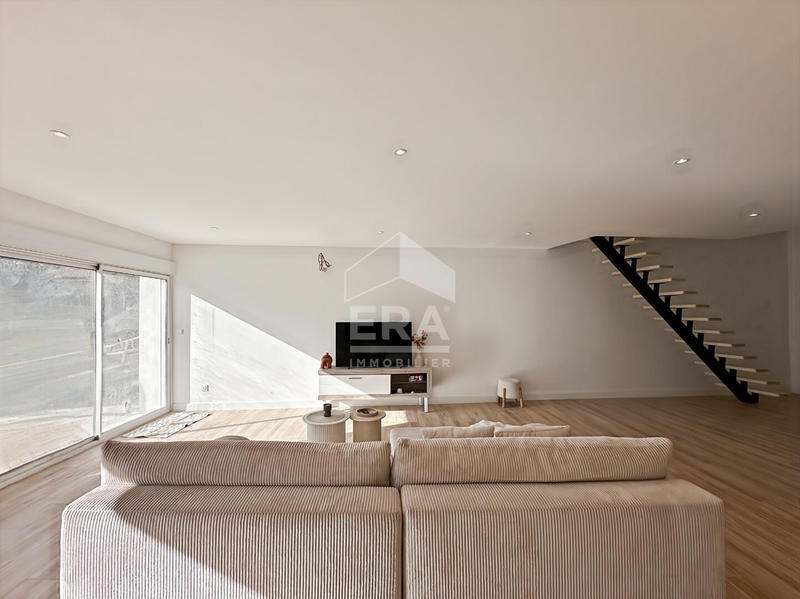 Maison - 145 m² - 5 pièces