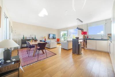 Appartement - 94 m² - 3 pièces