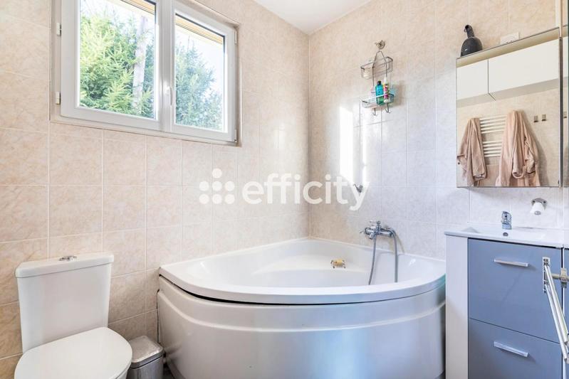 Maison - 65 m² - 3 pièces