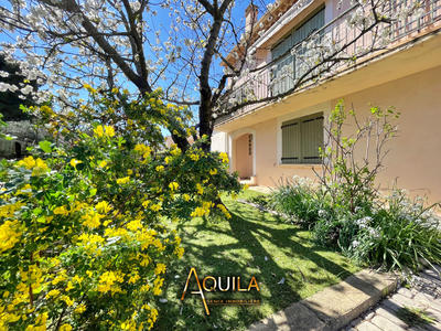 Maison - 157 m² - 7 pièces