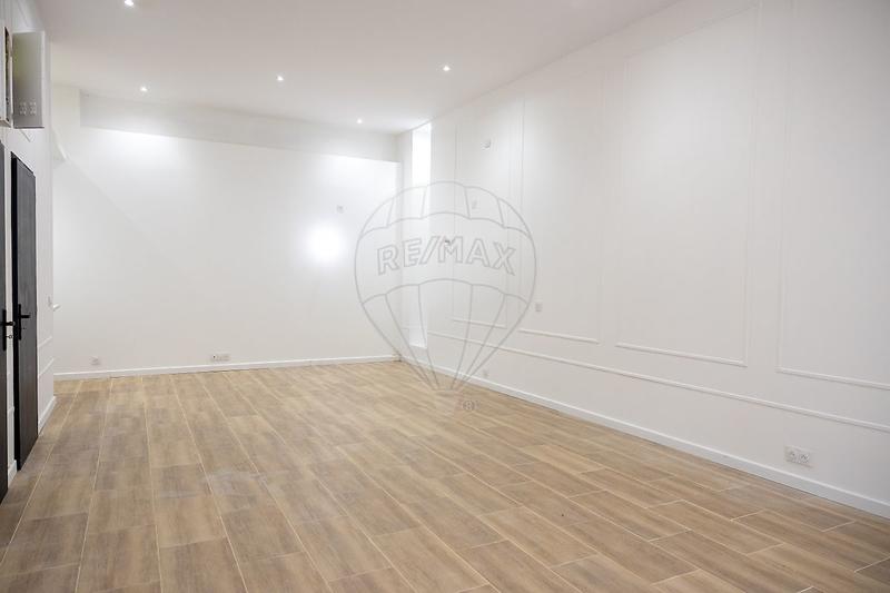 Local commercial - 42 m² - 3 pièces