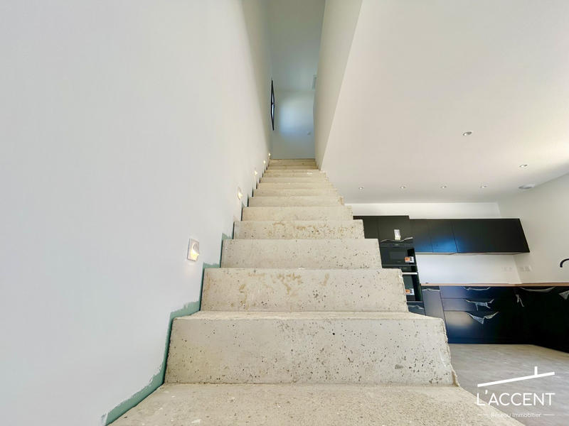 Maison - 100 m² - 4 pièces