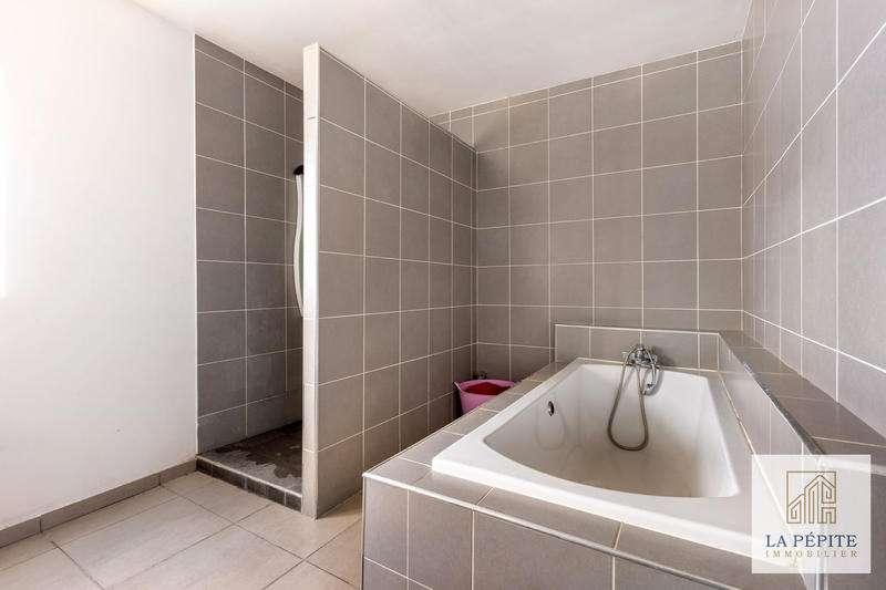 Maison - 125 m² - 6 pièces