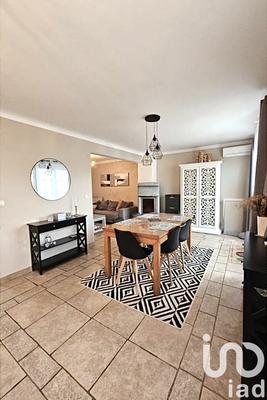 Maison - 98 m² - 5 pièces