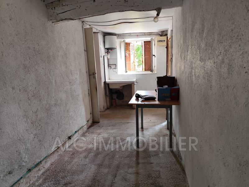 Maison - 215 m² - 3 pièces