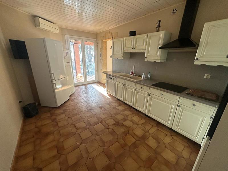 Villa - 230 m² - 8 pièces