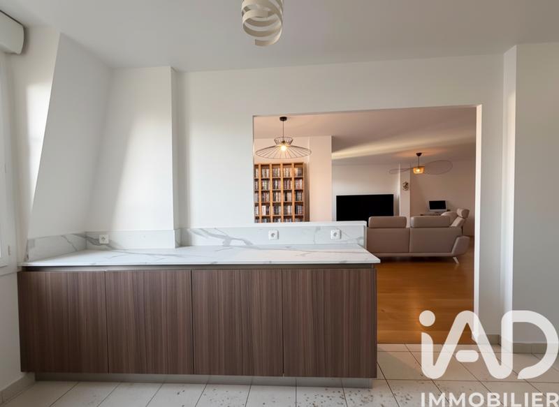 Appartement - 111 m² - 5 pièces