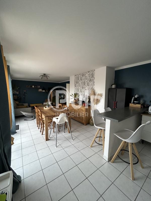 Appartement - 82 m² - 3 pièces