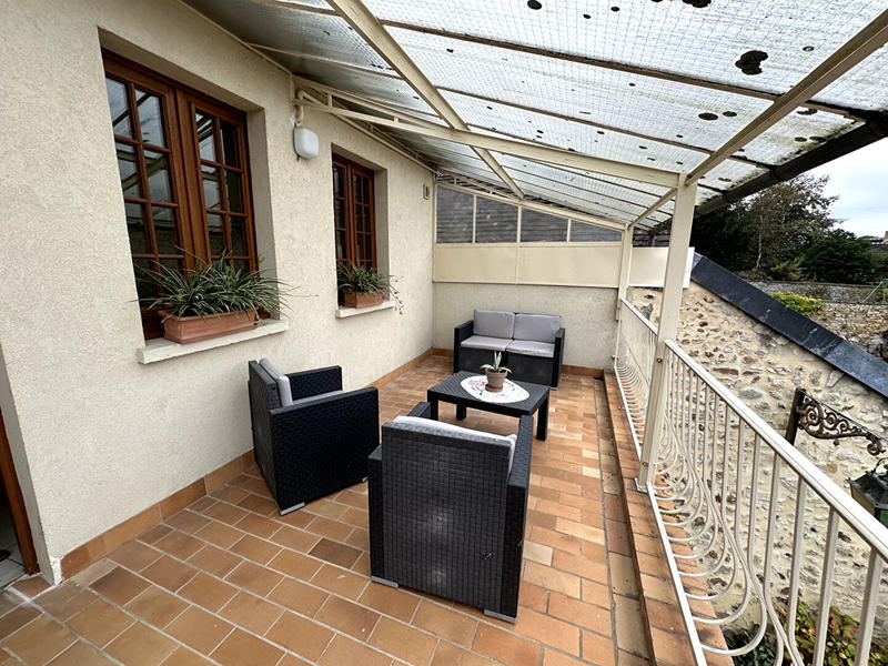 Maison - 271 m² - 7 pièces