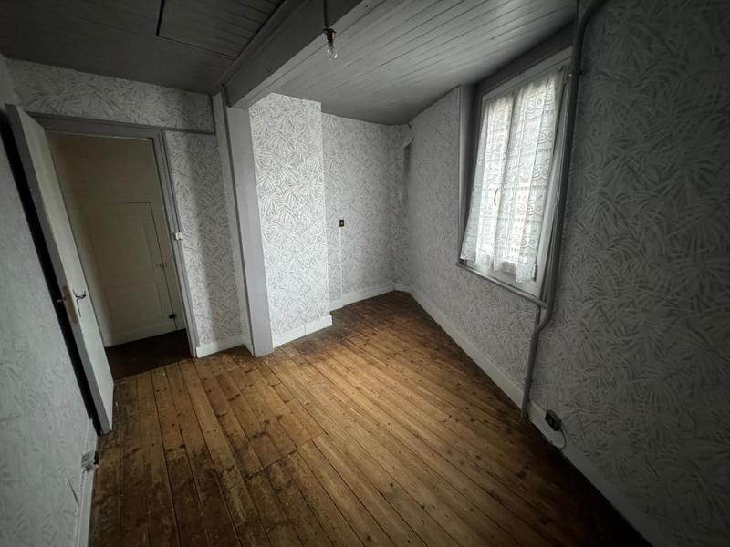 Immeuble - 82 m² - 5 pièces